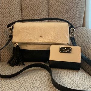 Black/cream Kate spade purse with matching wallet